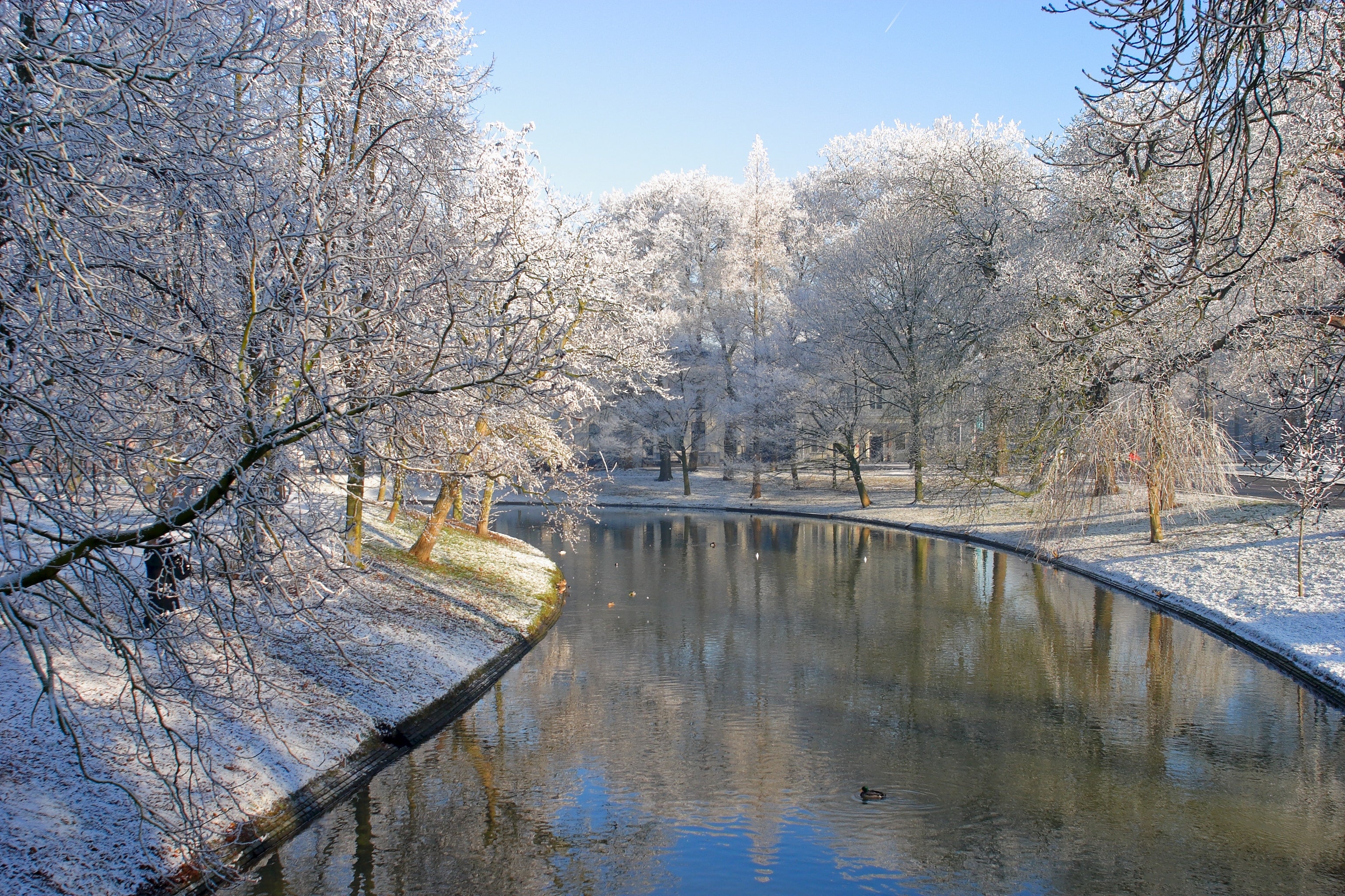 Winterige waterstromen